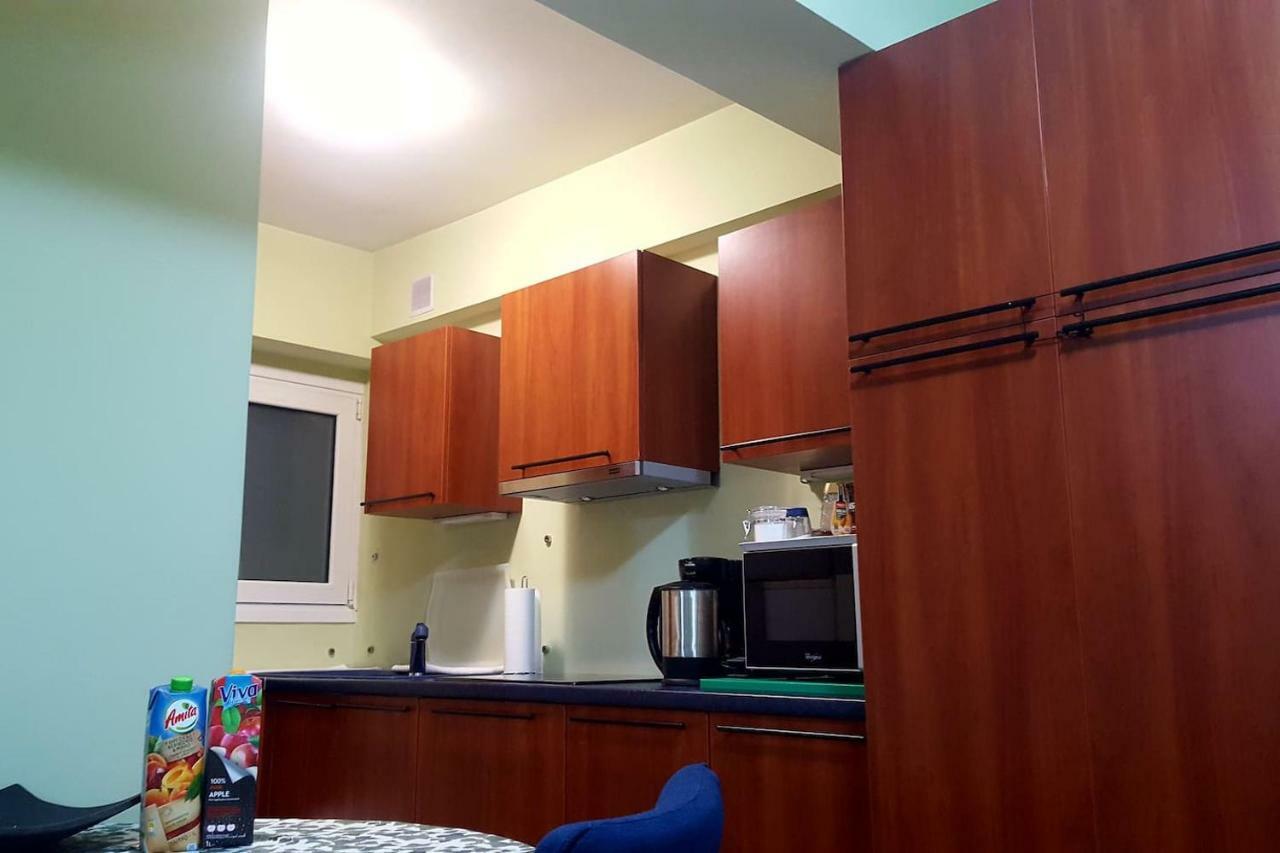 Quiet Apartment In Plaka Αθήνα Εξωτερικό φωτογραφία