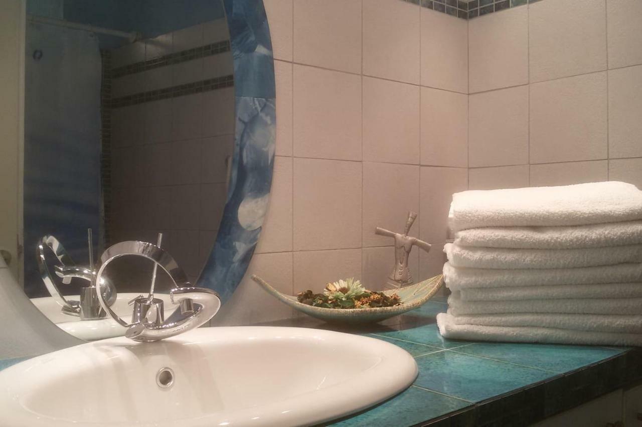 Quiet Apartment In Plaka Αθήνα Εξωτερικό φωτογραφία